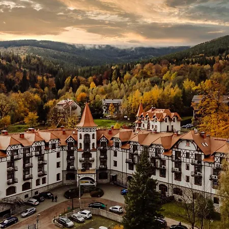 Buczynski Medical & 4*